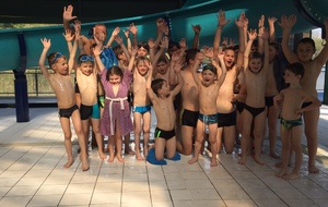 Au stage Multisports ,les enfants se jettent à  l'eau ...)