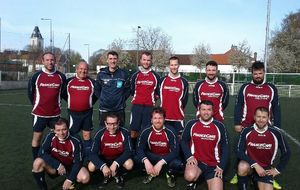 Les deux visages des vétérans.  Déjà la tête à la coupe. ...