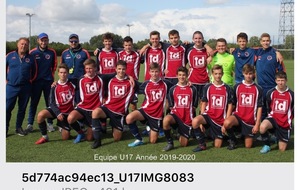 Les U17 ont fait acte de solidarité pour leur équipier Alexandre ....