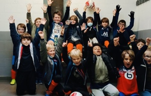 Les U8-U9 :Un beau samedi en plateau à Mouvaux …