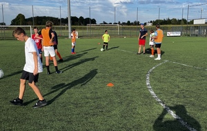 Les U14 reprennent l’entraînement..,