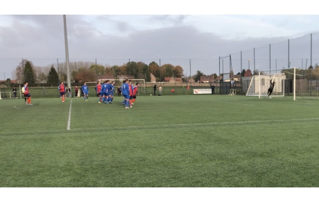 L’équipe A poursuit sa course en tête en venant à bout de Leers 1-0 …